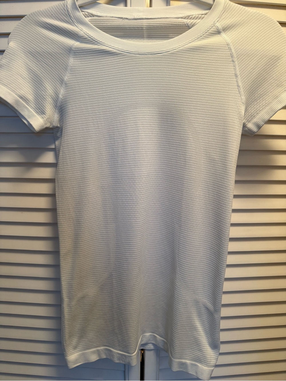Lululemon Swiftly Tech Short Sleeve 2.0